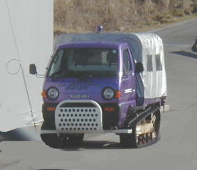 はがね山標準電波送信所・雪上車